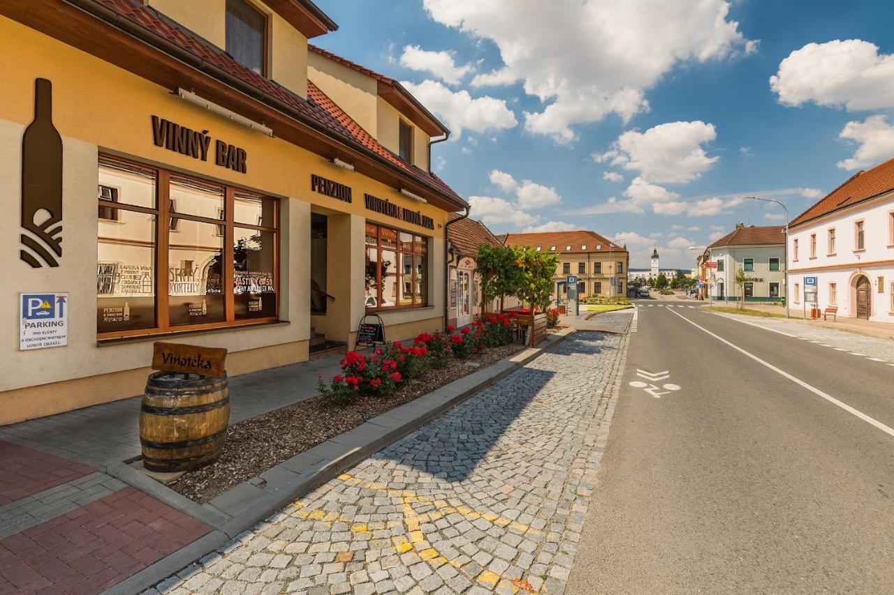 Penzion & Vinny Bar Regio Kyjov  Exterior foto